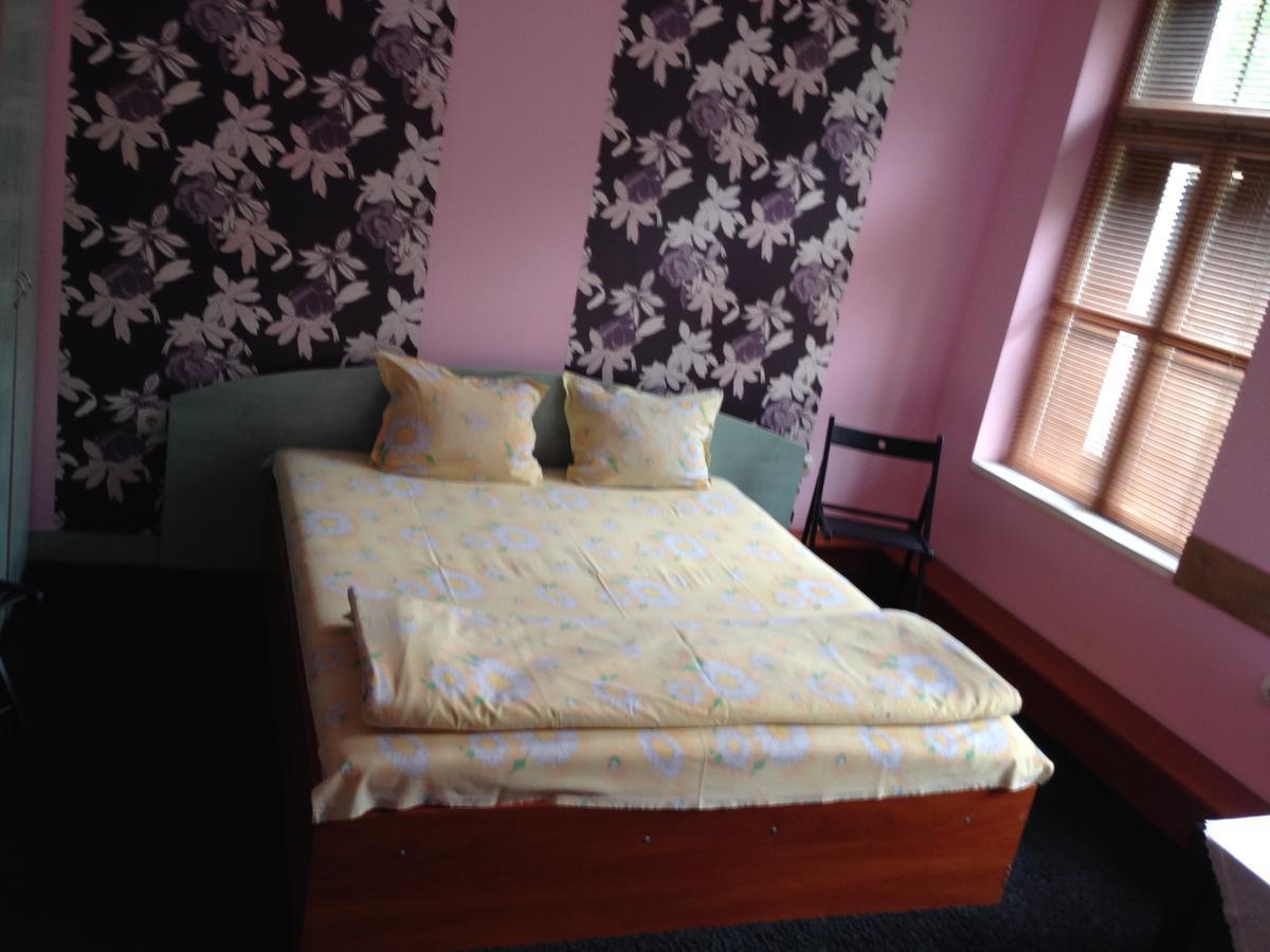 Hotel Bilyana Lovech Bagian luar foto