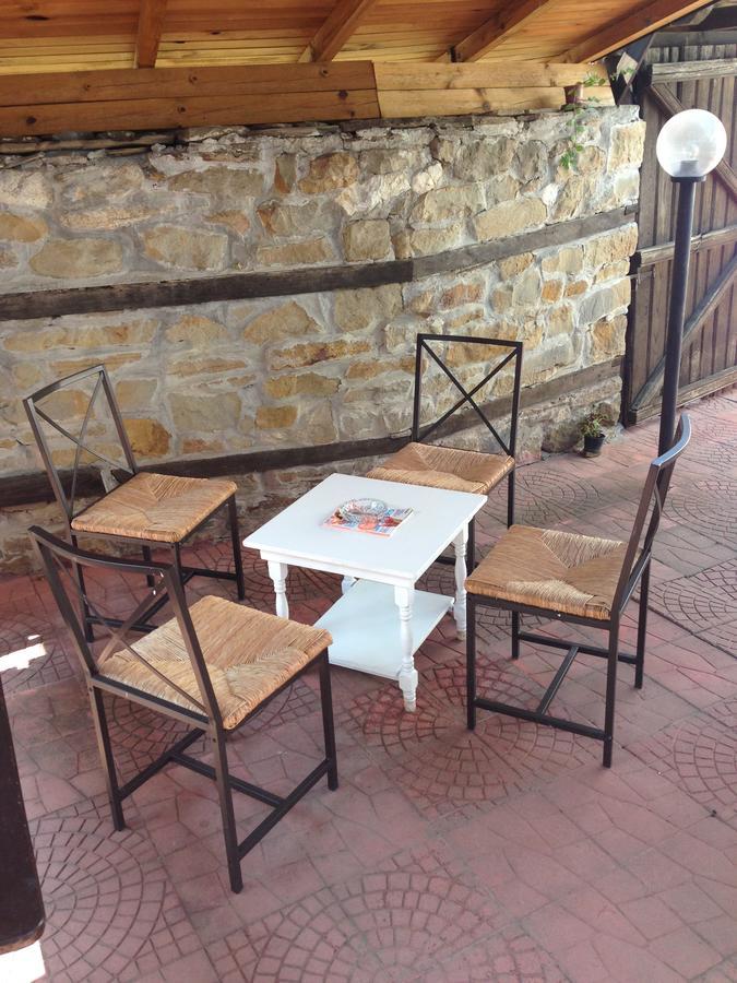 Hotel Bilyana Lovech Bagian luar foto