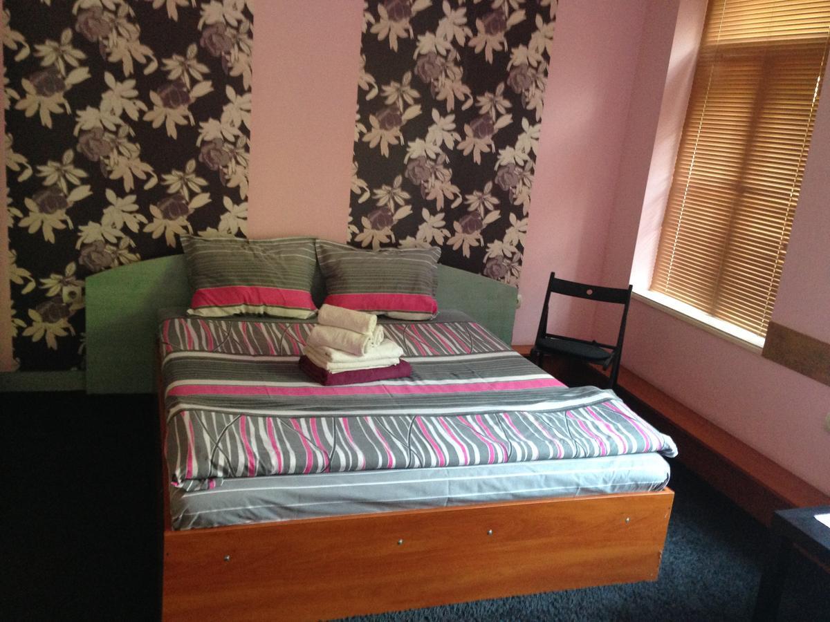 Hotel Bilyana Lovech Bagian luar foto