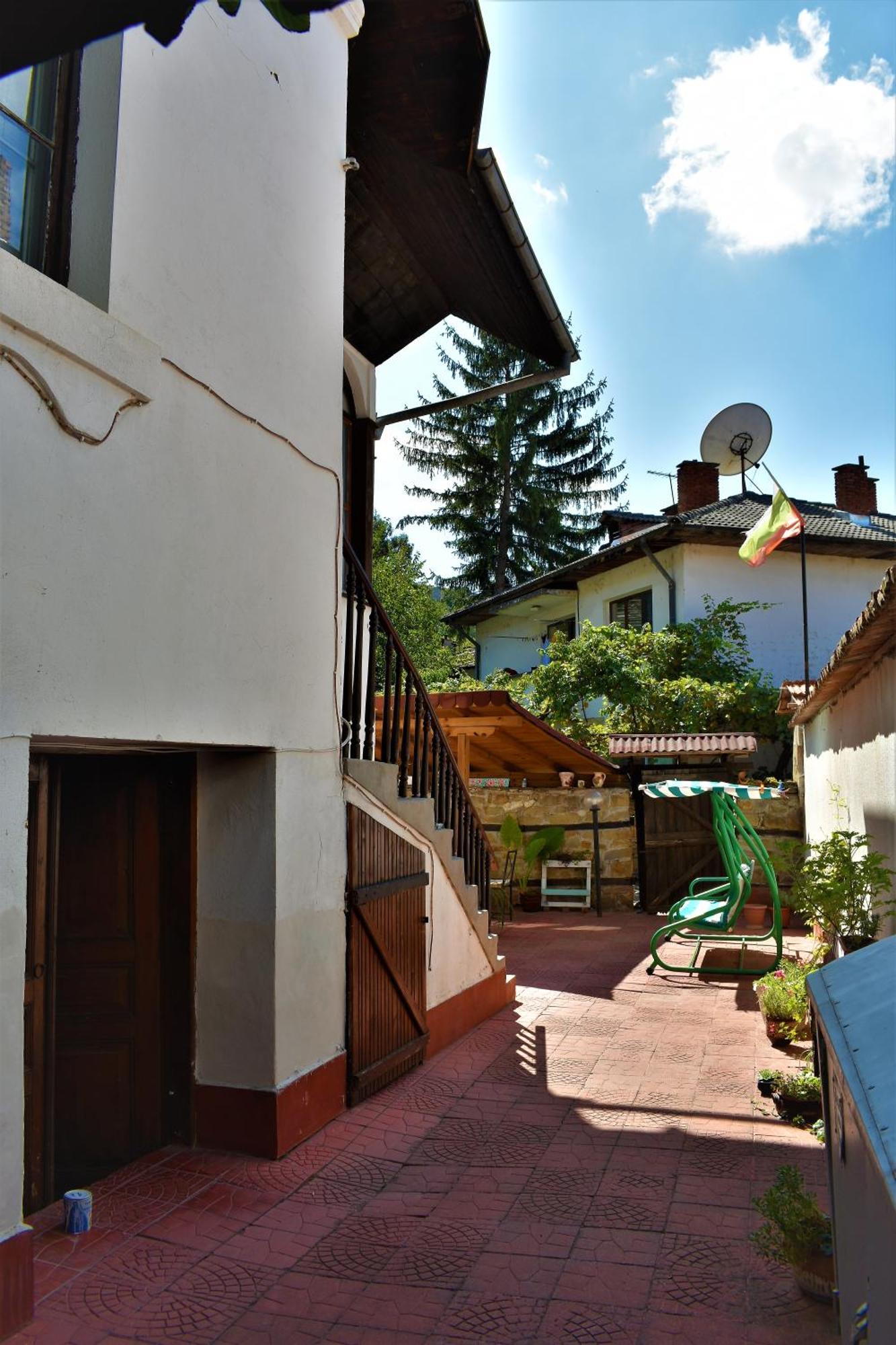 Hotel Bilyana Lovech Bagian luar foto