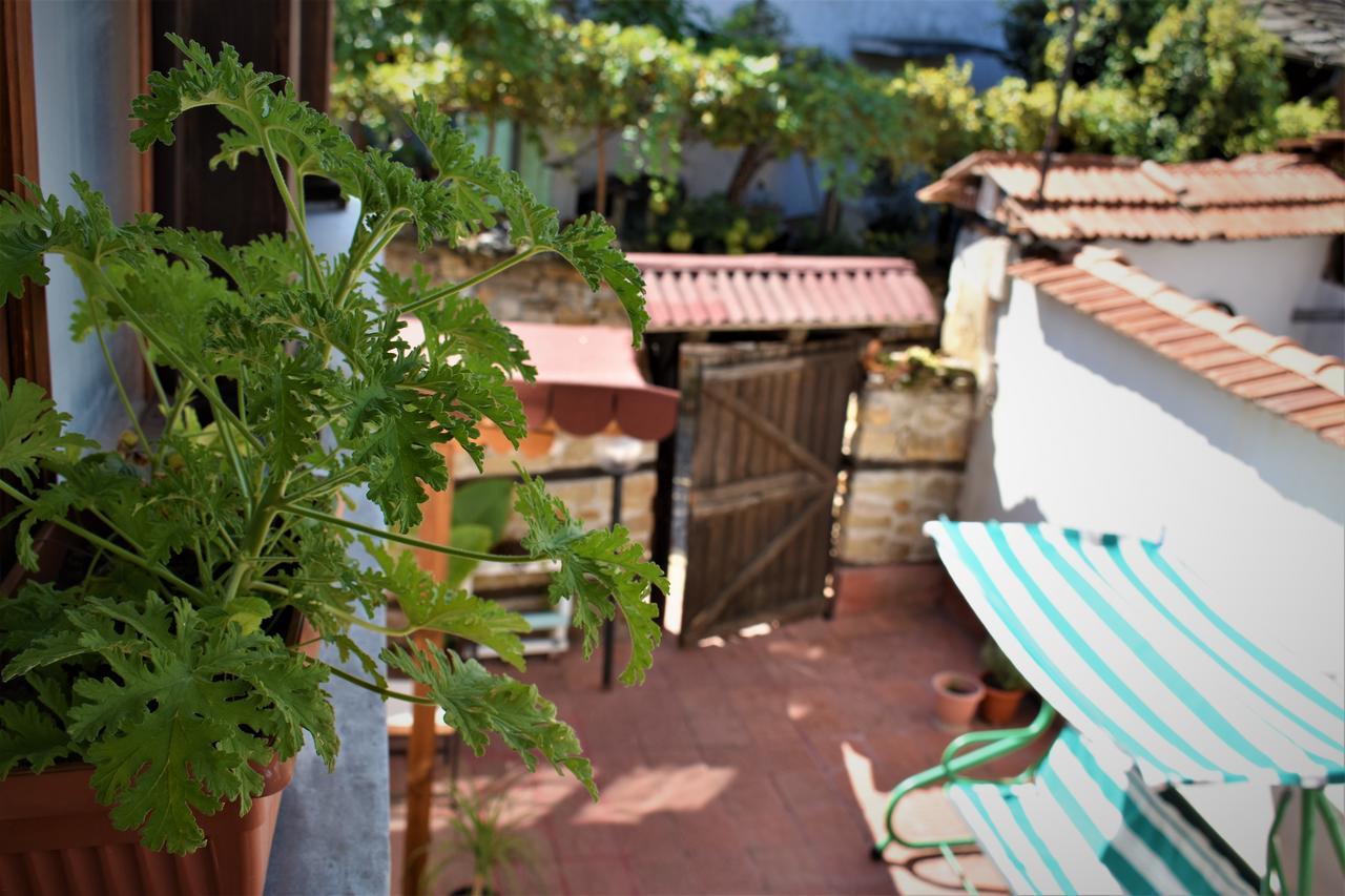 Hotel Bilyana Lovech Bagian luar foto