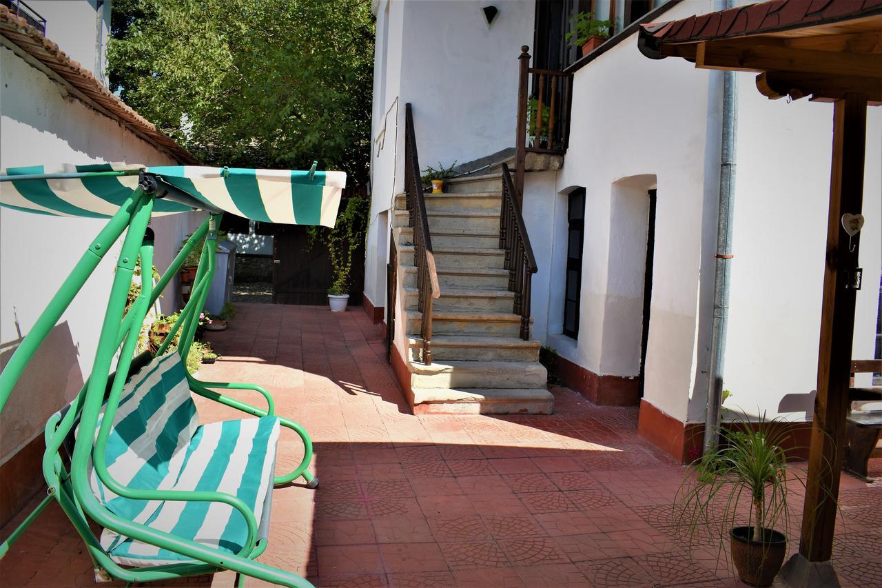 Hotel Bilyana Lovech Bagian luar foto