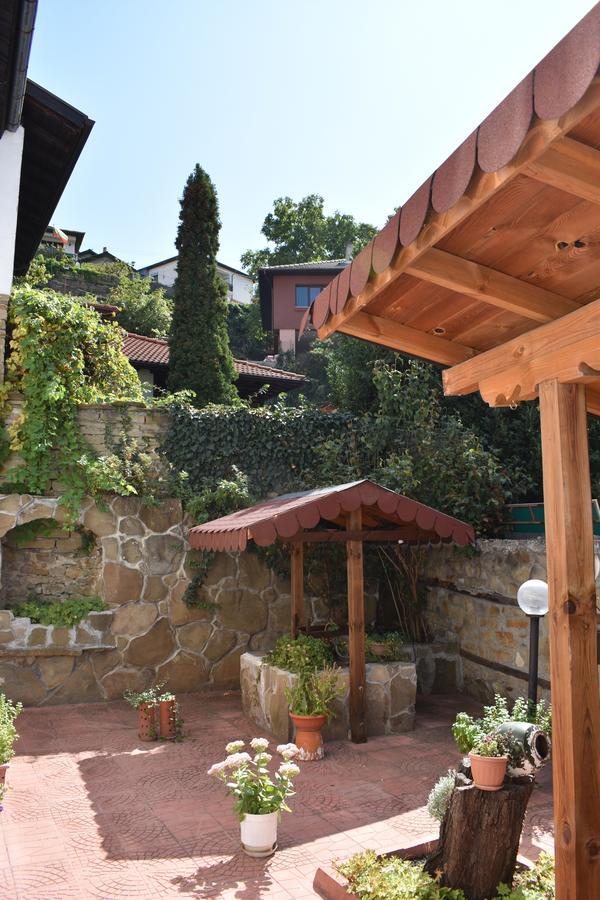 Hotel Bilyana Lovech Bagian luar foto